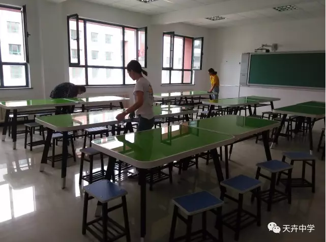 不辭辛勞，吹響開學號角