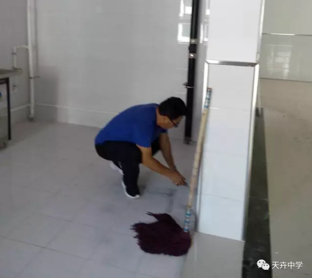 不辭辛勞，吹響開學號角